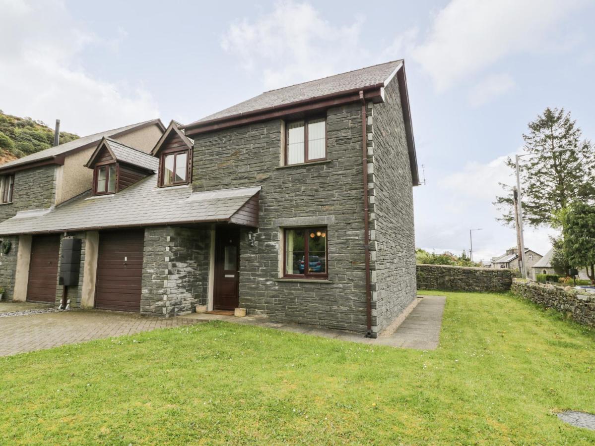 6 Stad Yr Ysgol Blaenau Ffestiniog Eksteriør bilde